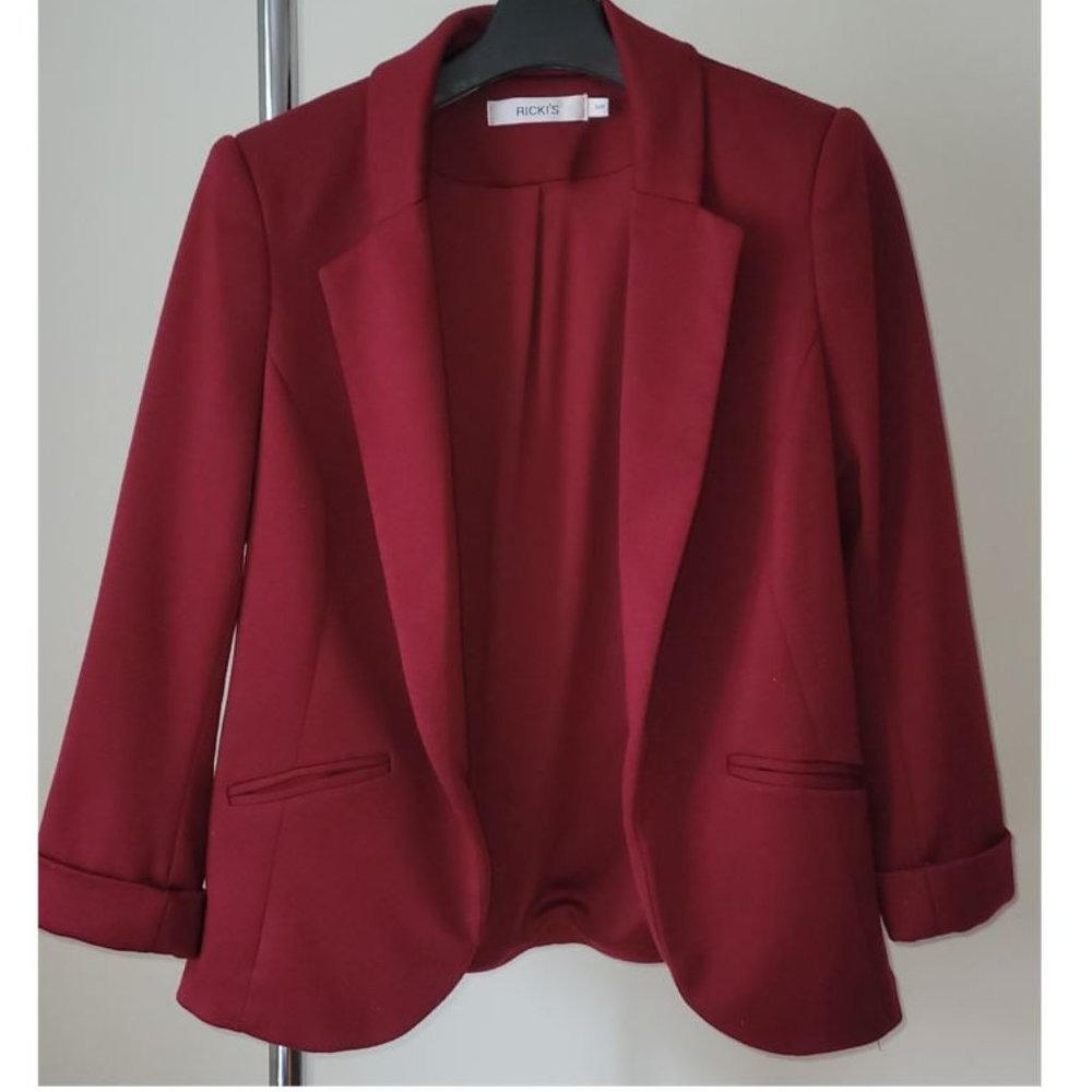 Ricki's soft blazer/coat maroon small